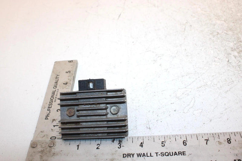 1997 Kawasaki Bayou 220 Oem Voltage Regulator 21066-1038 AK21