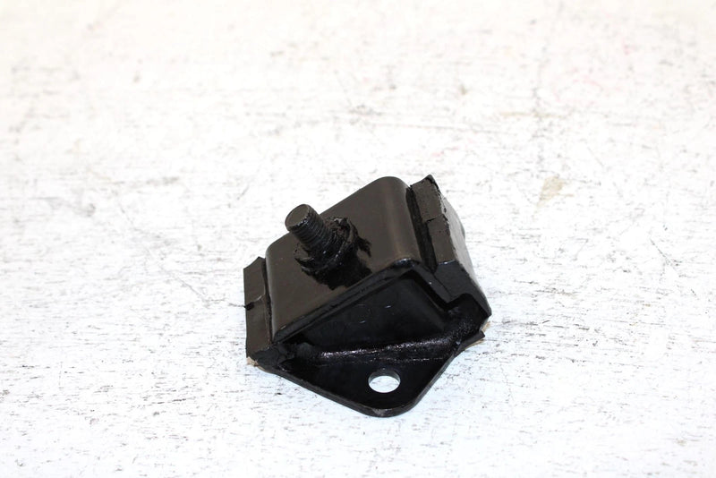 1990 Yamaha Phazer Ii LE Oem Engine Mount Dampner 87F-21486-00-00 SY14