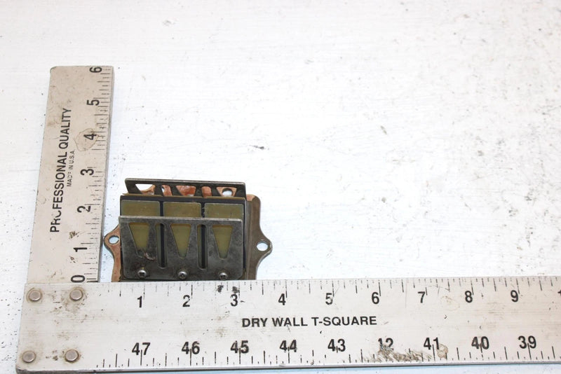 1991 Polaris Trail Boss 350l Oem Reed Valve Cage 3084147 AP175