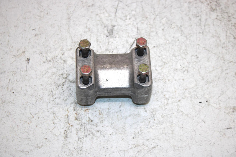 2005 Polaris Sportsman 500 Ho Oem Handlebar Clamp W/Bolts 5631972 AP176