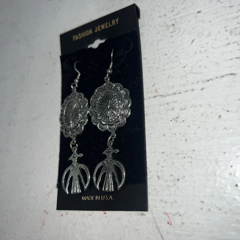 New Women’s Fashion Jewelry Silver Dangle Earrings. LE3000-1 A-123