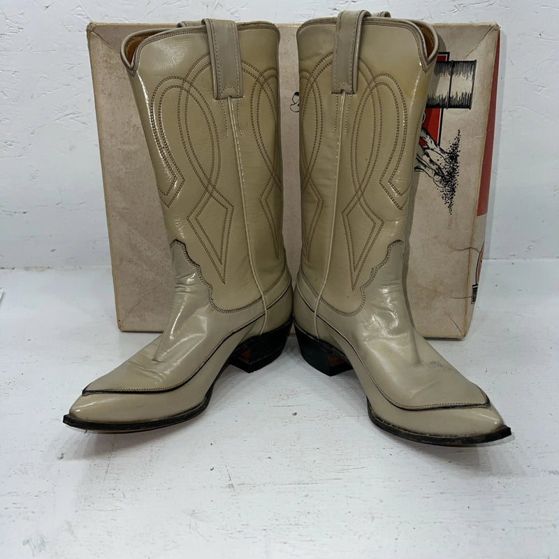 New Women’s Tan Justin Cowboy Boots. L4018 5 C. 20-72 