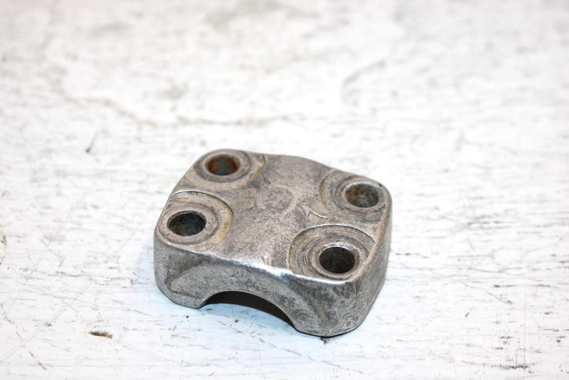 1983 Honda Atc 185 Sa All Terrain Oem Front Axle Clamp 51634-MA0-003 AH61