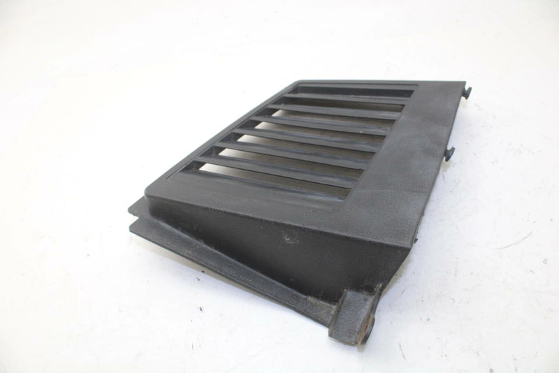 87 Yamaha Exciter EX570L OEM Left Louver 8X9-77131-00-00 SY51