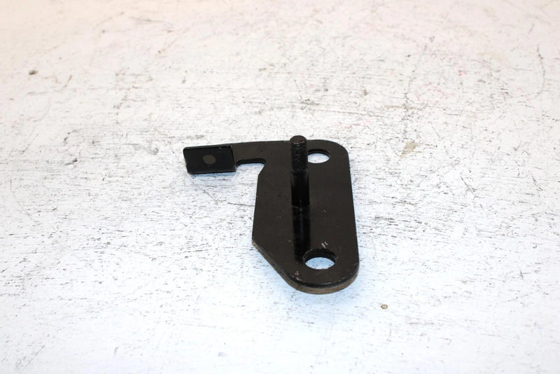 1990 Yamaha Phazer Ii LE Oem Front Lower Right Engine Mount 87F-21418-00-00 SY14