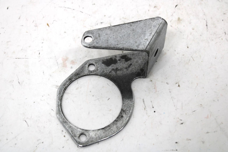 1987 Yamaha Srv Oem Engine Right Front Upper Engine Mount 8K4-21429-00-00 SY131