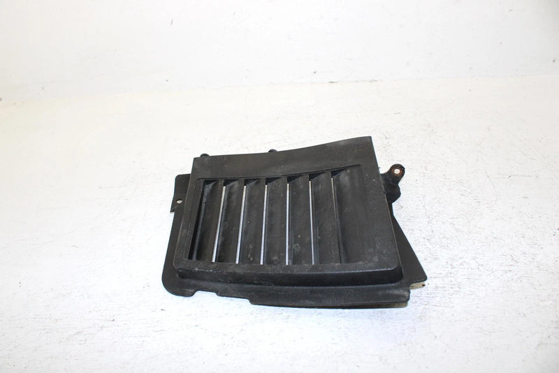 1987 Yamaha Exciter 570 L/c Oem Side Louver Set 8X9-77131-00-00 SY18