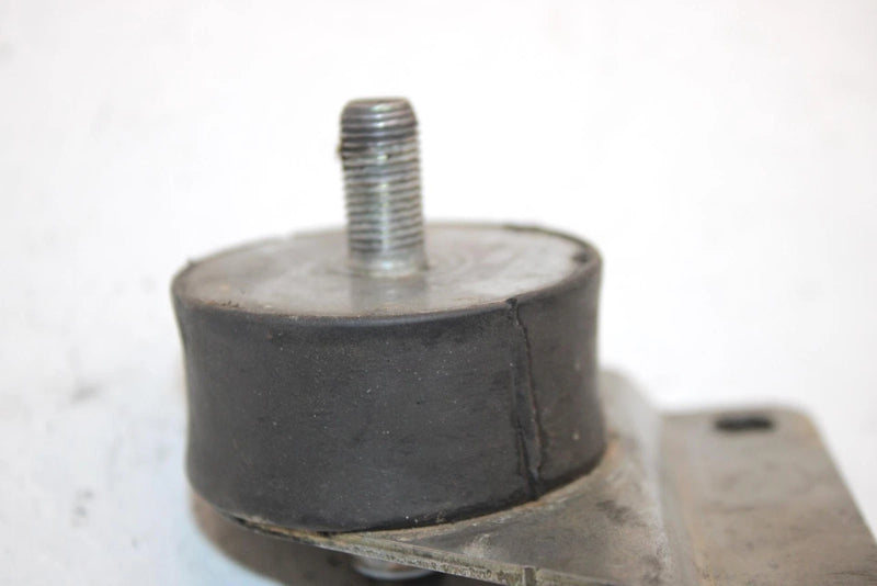 2006 Polaris Ranger Xp 700 Oem Top Engine Mount And Dampner 5247368 XP3