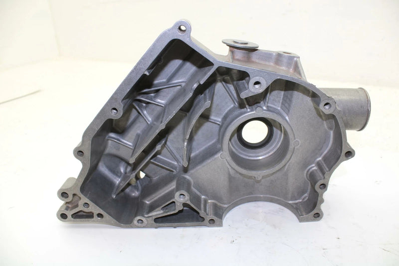 03 Polaris Magnum 330 4x4 OEM Right Crankcase 3087125 AP101