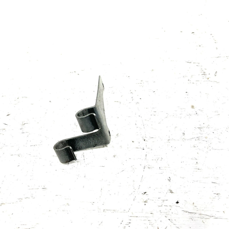 2004 Yamaha Rhino 660 OEM Oil Line Guide Bracket 5UG-13487-00-00 XY3.1
