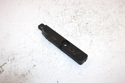 1990 Kawasaki 650 Ts Oem Right Exhaust Mount 39009-3703 JK8