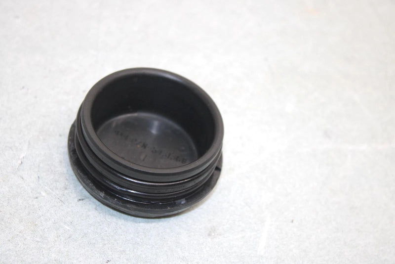 95 Polaris Xplorer  Oem Front Hub Cap 5431368 AP13