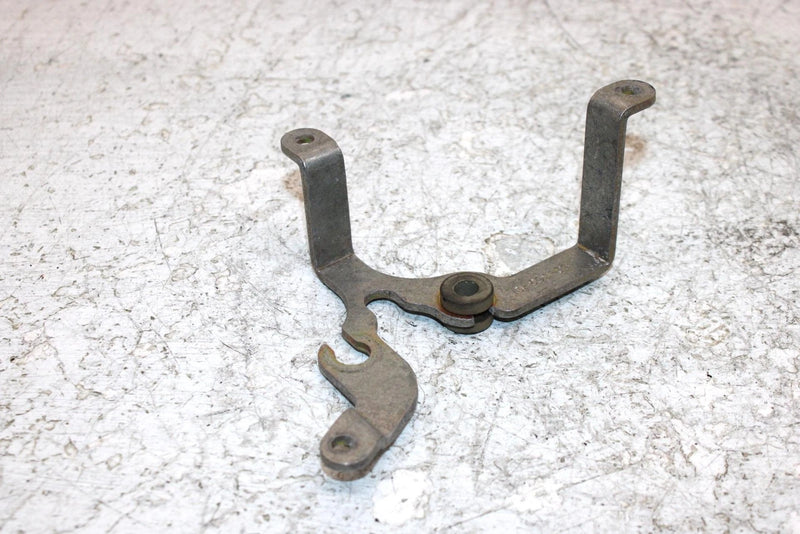1998 Suzuki Quadrunner 250 Oem Speedometer Bracket 34950-20B00 AS13