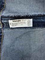 New Men’s Wrangler Blues Dress Easy Relaxed Fit Denim Jeans. 26x32 J-2