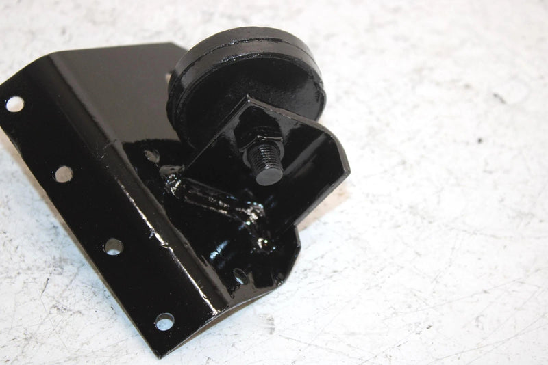 92 Polaris 500 Oem Torque Stop Bracket 1012048-067 3110023 SP52