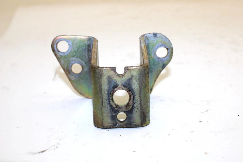 2002 Yamaha Srx700 Oem Front Upper Left Motor Mount 8DF-21415-00-00 SY74