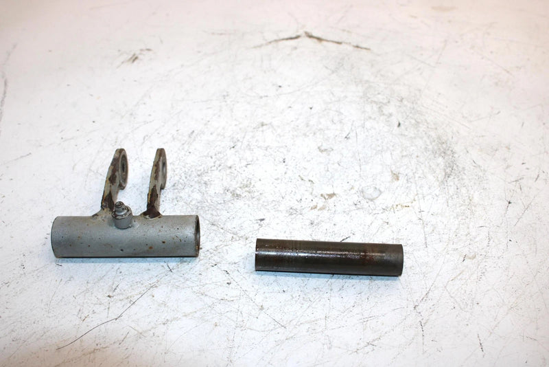 03 Arctic Cat Mountain Cat 600 Efi Oem Rear Shock Pivot W/Bushing 0704-589 SAS7