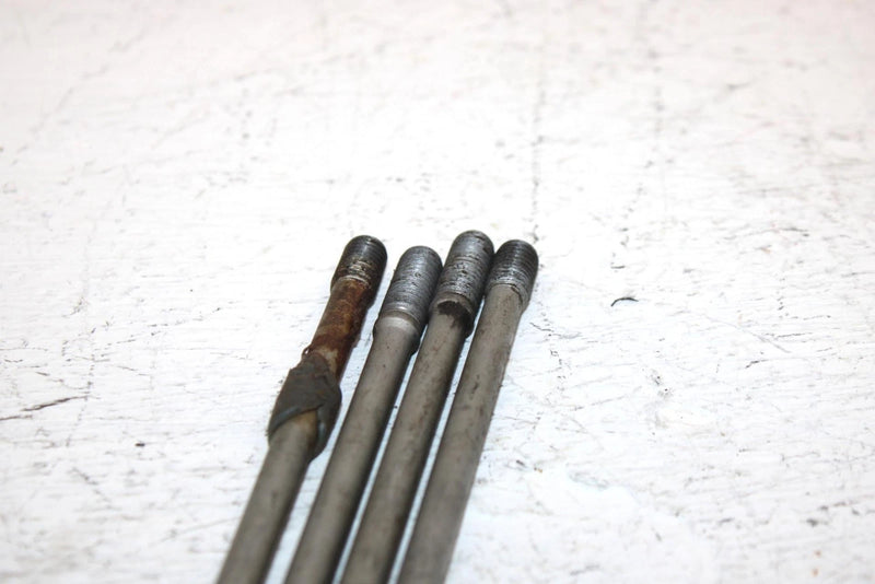 86 Honda Atc 200 Sa Oem Cylinder Stud Bolt Set 90031-427-010 90032-427-010 AH59