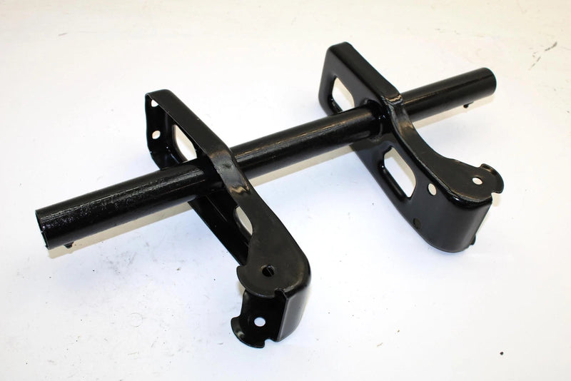 01 Polaris Sportsman 400 OEM Rear Sway Bar Support Bracket 1541322-067 AP113