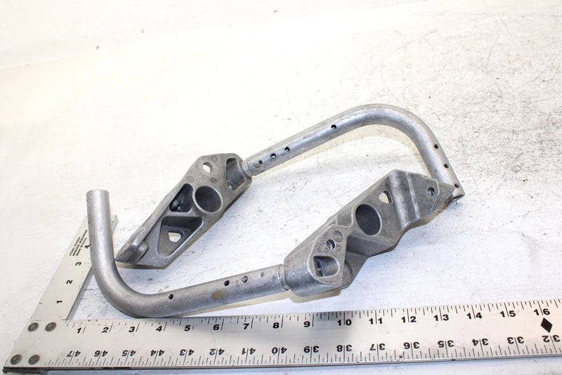 2013 Polaris 600 Rush Pro R Oem Rear Tunnel Brace Set 5137377 5137378 SP29
