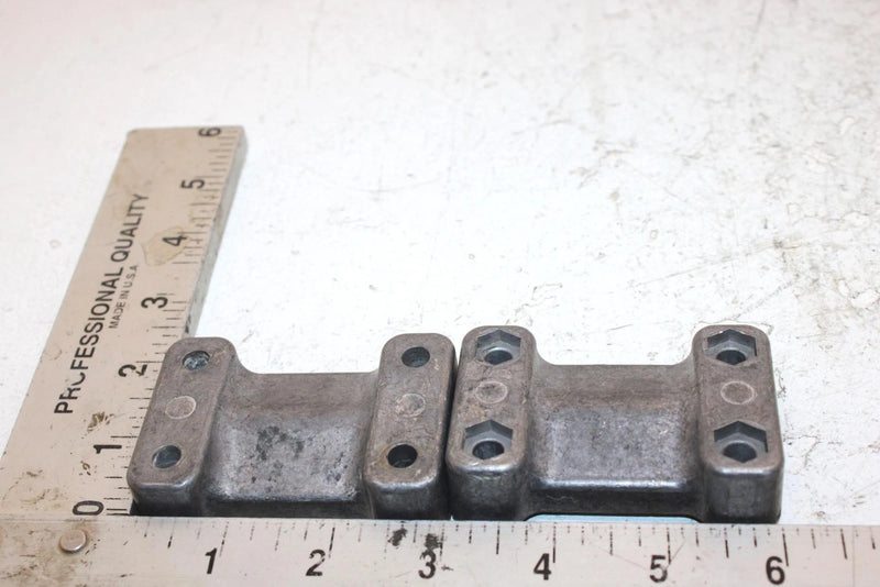 2003 Polaris Magnum 330 Oem Handlebar Block 5631147 AP158