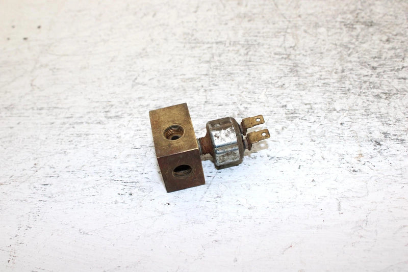 1999 Polaris Sportsman 500 Oem Brake Cross Fitting W/Switch 7052129 AP24