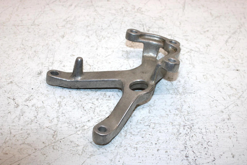2004 Yamaha  Bruin 350 Oem Gear Shifter Mount Bracket 5ND-F1585-01-00 AY24