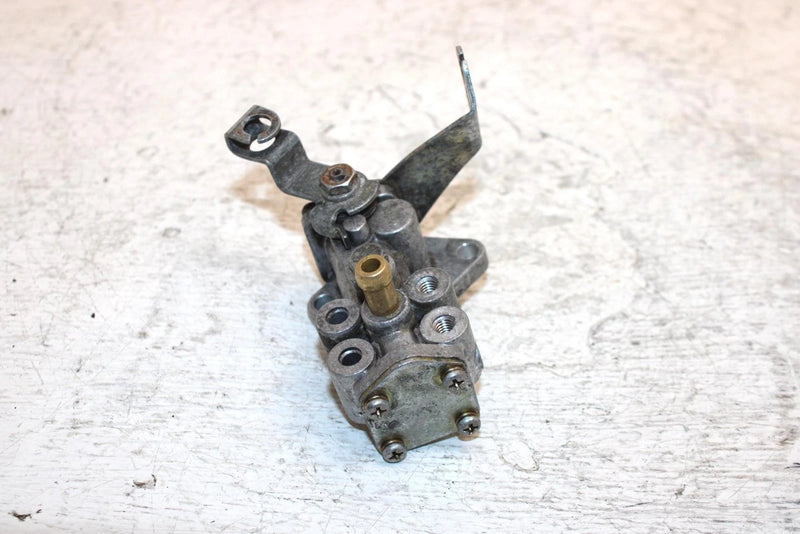 2002 Arctic Cat Zr 500 Cc Oem Oil Pump Assembly 3005-825 SA4