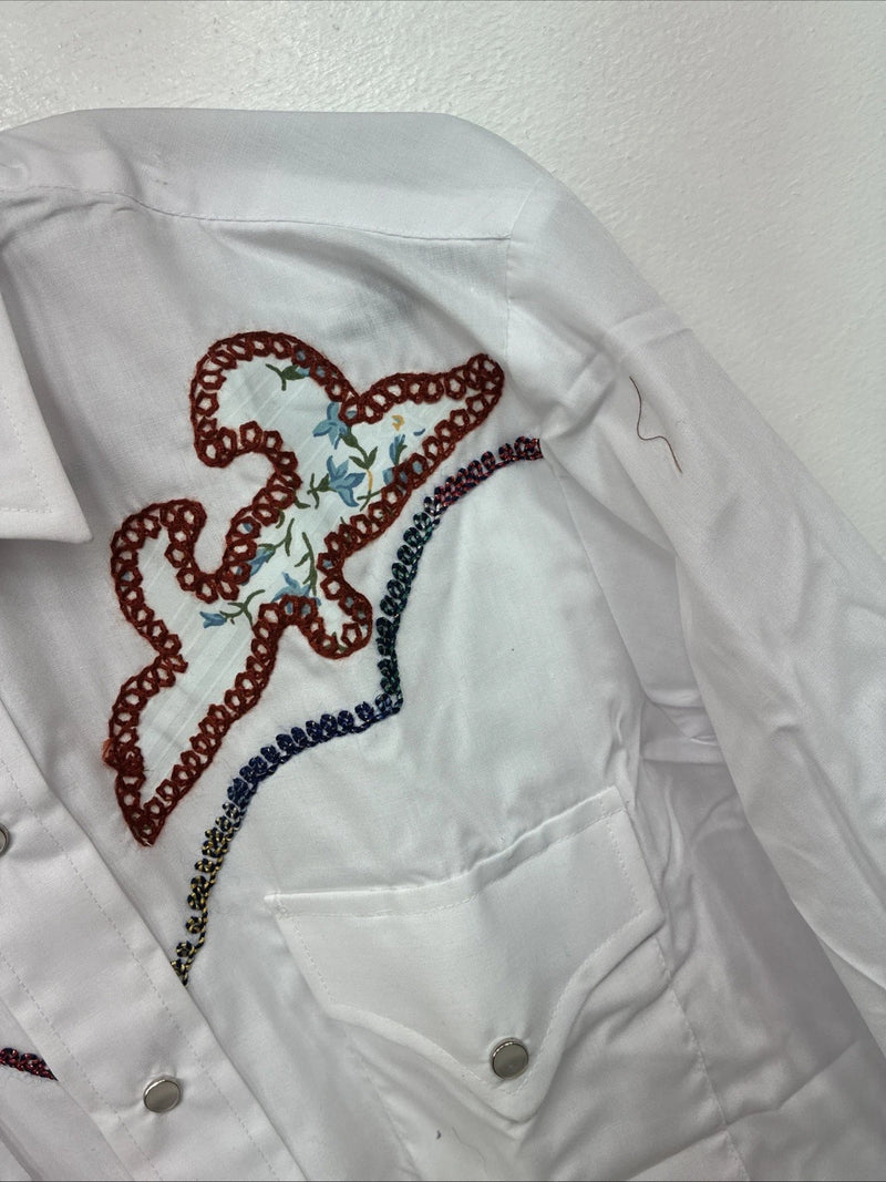 New Women’s Champion Western White Deisgn Long Sleeve Pearl Snap 15.5 MM-26