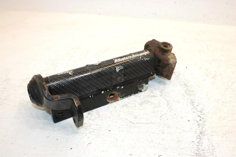 1998 Arctic Cat 2l 440 Oem Right Steering Knuckle 0703-480 SA1