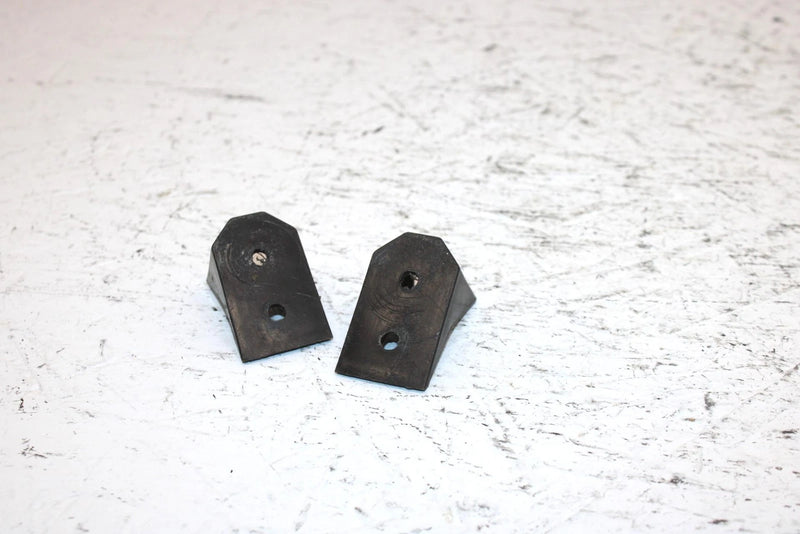 1995 Arctic Cat Zr 580 Oem Latch Cup Pair 0115-307 SA44