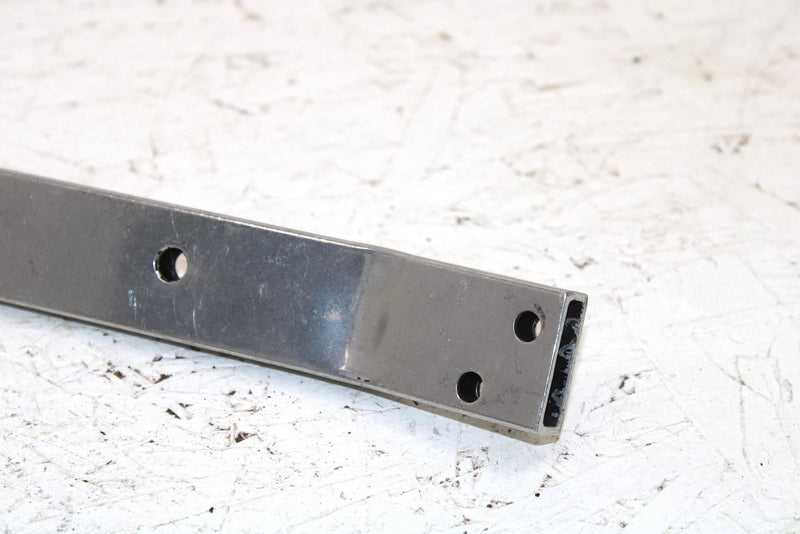 1985 Yamaha Vmax Oem Bumper Bracket Pair 8M6-2194Y-00-00 SY125