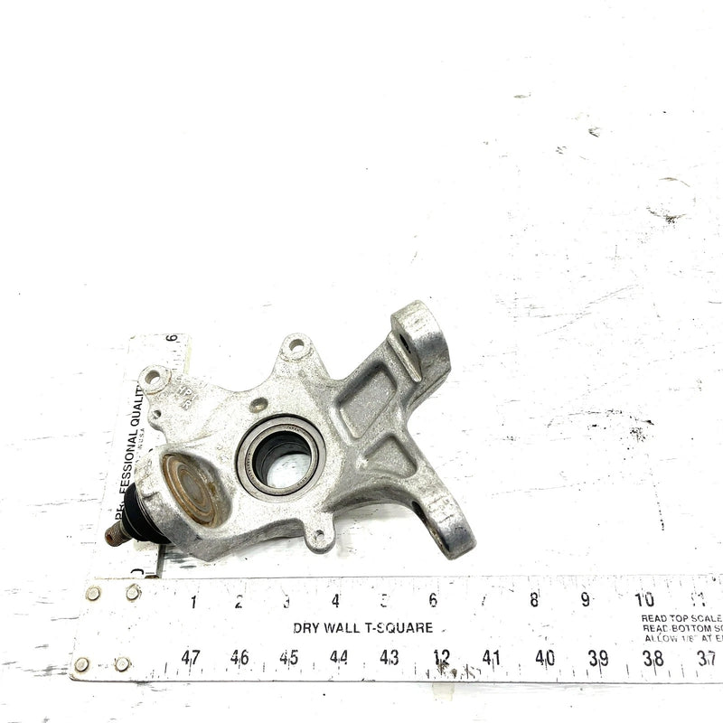 12 Yamaha Grizzly 550 YFM550 4x4 OEM Right Steering Knuckle 2GB-F3502-11-00 AY65