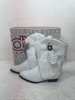 New Youth White With Fringe Dingo Cowboy Boots. C 3221 4 D. 2-144