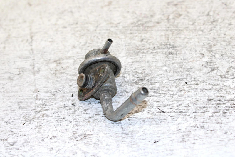 1994 Polaris Classic Touring Oem Fuel Regulator 3084351 SP55