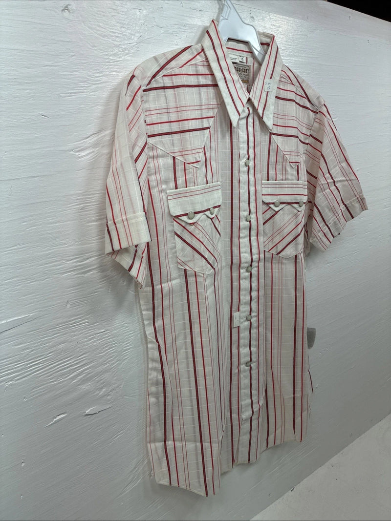 New Men’s Dee-Cee Red Stripe Short Sleeve Pearl Snap 15 Medium AA-120