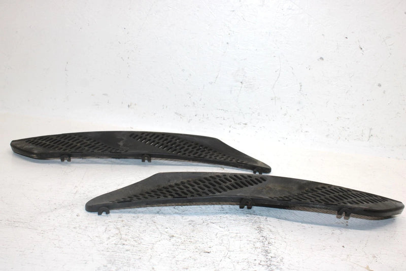 2002 Ski-doo Mxz 800 Adrenaline Oem Middle Hood Grille Set 517302672 SS21