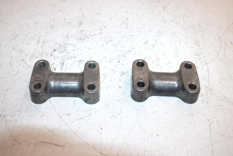 1986 Yamaha  Badger Yfm80s Oem Handlebar Mount Pair 164-23441-00-98 AY8