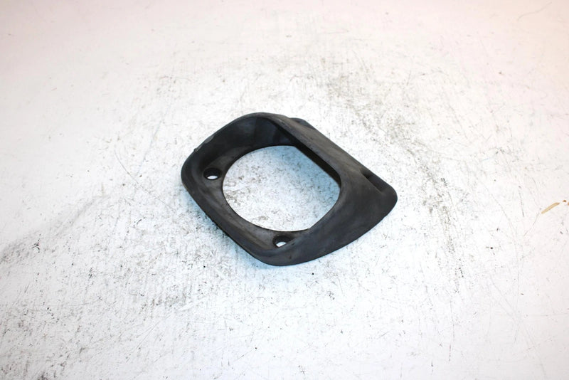 1998 Yamaha Waverunner Gp800 Oem Outer Exhaust Plate GP7-6751F-00-00 JY9