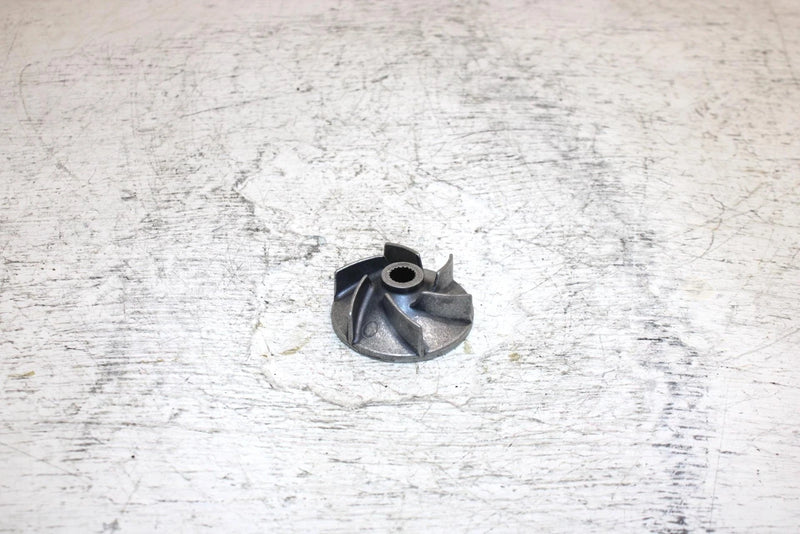 1997 Yamaha Vmax Sx 700 Triple Oem Water Pump Impeller 8CH-12451-00-00 SY10