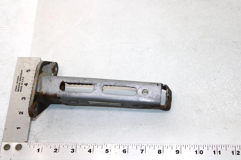 2005 Polaris Predator 500 Oem Right Foot Peg 1013852-385 1013852-458 AP3