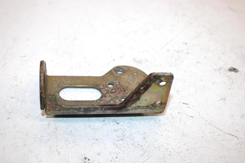 99 Polaris Xc Sp 500 Oem Front Muffler Mount 5241832 SP6