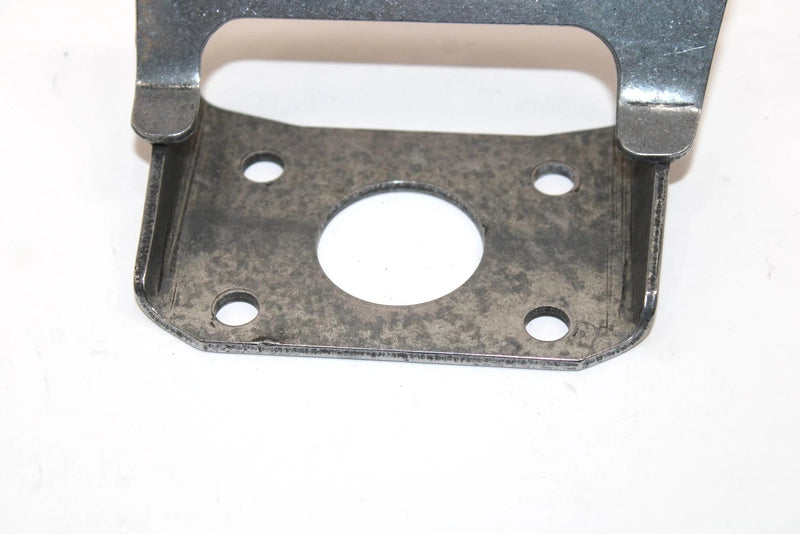 1988 Yamaha Xlv Oem Engine Mount Bracket 8K4-21411-00-00 SY128