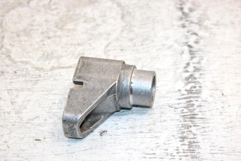 2000 Ski-doo Mxz 700 Oem Idler Wheel Mount 503174600 Q5627