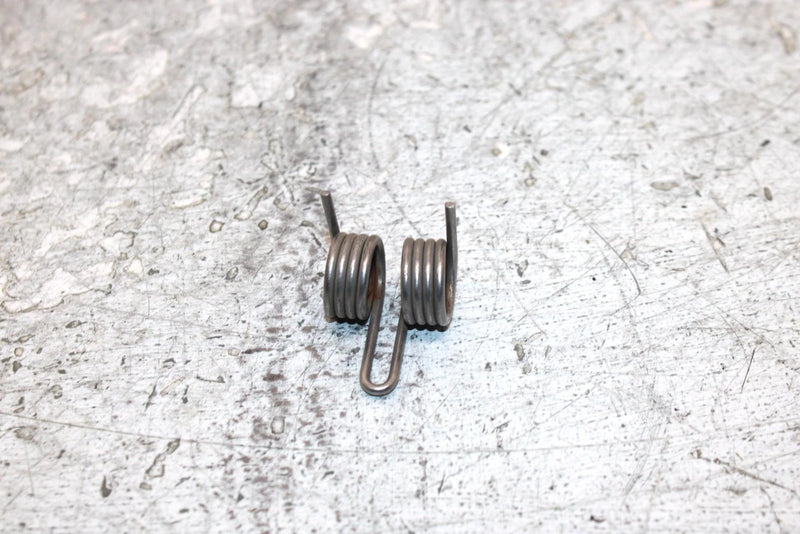 2006 Polaris Sportsman 500 Oem Passenger Seat Spring 7041623 AP186