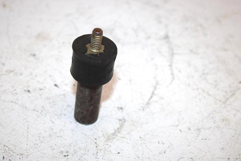 99 Polaris Scrambler 400 4x4 Oem Radiator Mount 5020937 3110032 Q1786