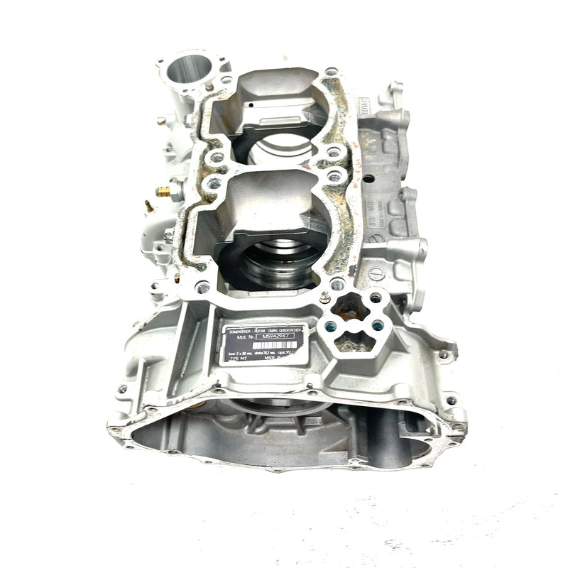 00-02 Sea-Doo GTX DI OEM Crankcase 290888532 JS5