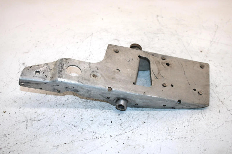 07 Polaris Supersport Edge Oem Left Trailing Arm Mount 2202059 Q5155