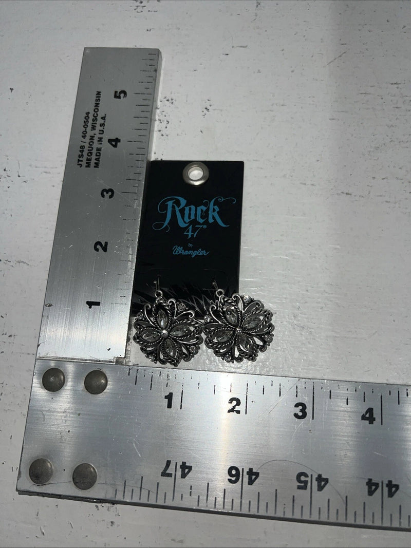 New Women’s Rock 47 Silver Diamond Dangle Earrings. ER3008R47 A-88