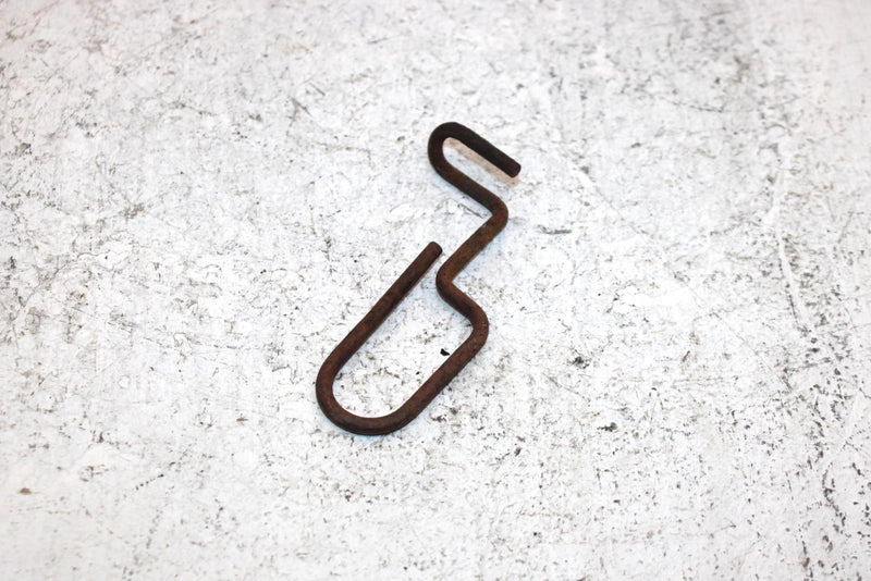1985 Honda Trx Fourtrax 250 A Oem Rear Brake Cable Guide 52128-HA8-000 AH48